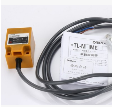 方型直流三線接近開關(guān)